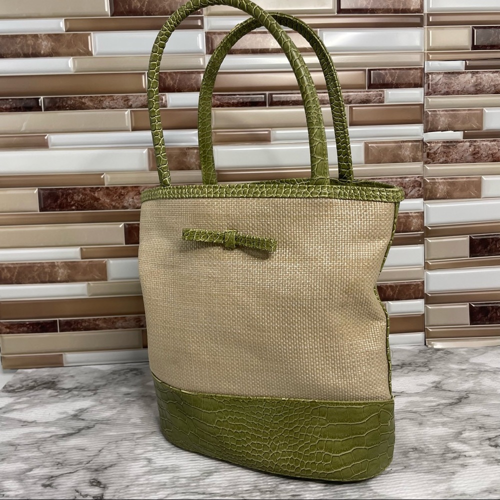Estée Lauder Green Croc Embossed Straw Tote Bag Textured Shoulder Purse